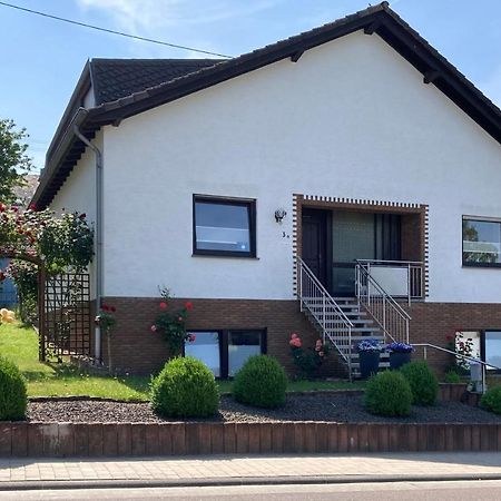 Ferienwohnung Rosengarten Osburg Luaran gambar